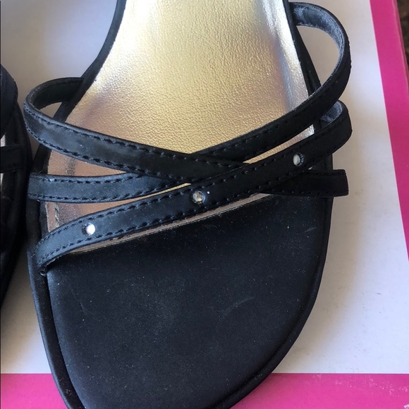 Trinkets Black Heels - Picture 6 of 8